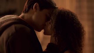 Ginny and Georgia: Season 2 / Kiss Scenes — Ginny and Marcus (Antonia Gentry and Felix Mallard)