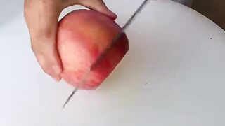 How to carve fruit