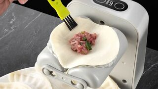 Dumpling making machine! Dumpling Machine Must Watch!