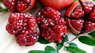 How to Select Pomegranate?