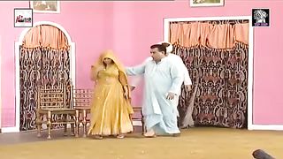 NASIR_CHINYOTI___ZAFRI_KHAN_❤️_DOVAN_SHAADI_KARLI_????????_NEW_FUNNY_COMEDY_CLIP(360p).