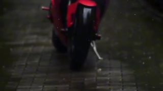 Ducati v4s