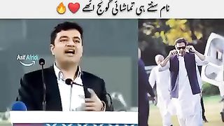 Psl opening ceremony ma Imran Khan k leay naray bazey