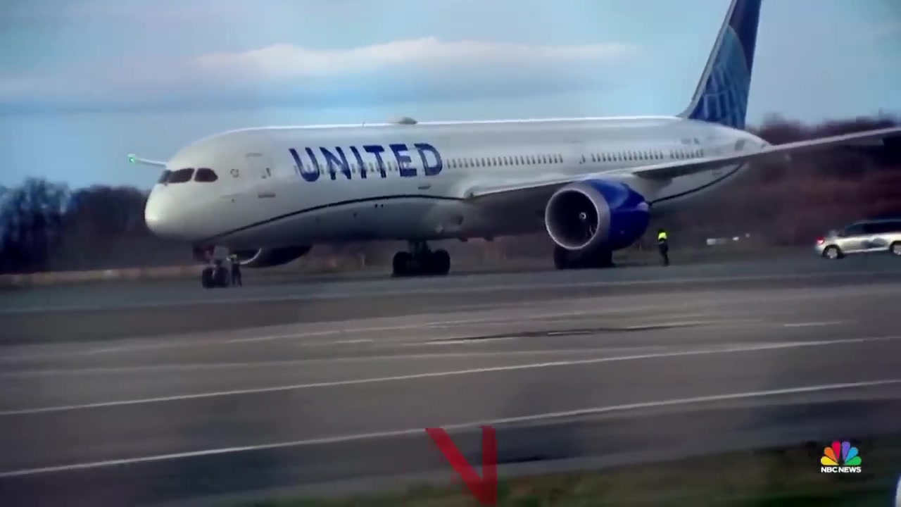 Passengers injured when United Airlines flight experiences severe ...