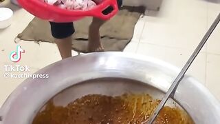 Authentic Bangladeshi Kacchi Biriyani Recipe