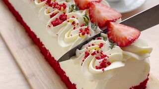 Red Velvet Roll Cake