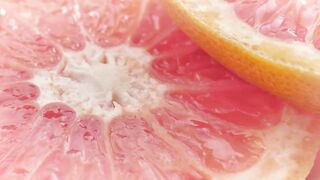 Citrus grapefruit slices