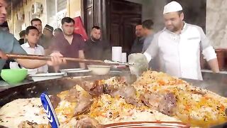 SHOCK! 100 kg FINISHED in 37 Minutes  Popular Street FOOD in Uzbekistan  Pilaf center