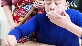 #The unique technique of making dumplings shocked my wife! #FunnyFamily