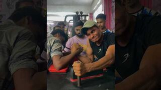 Arm Wrestling practice match with Gymbros