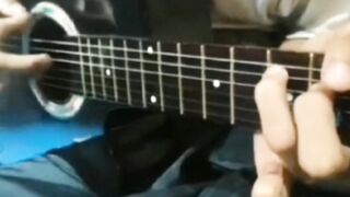 Guitar acoustik