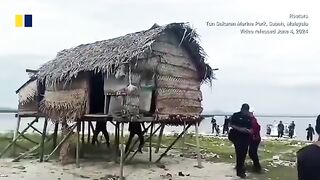 Malaysia evicts hundreds of sea nomads