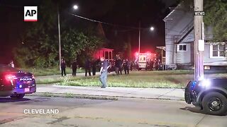Suspect in custody after Cleveland police officer shot and killed