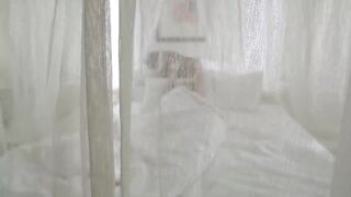 [4K HomeWife] Making bed Transparent white dress no Bra See Throught Try on