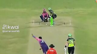 Shadab Khan good bowlings in LPL match