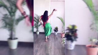 Indian Girl Taniya Dance 2