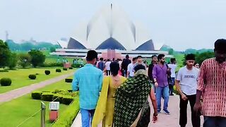 Lotus temple// paddo Mandir//park