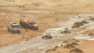 Extreme Weather Creates Dakar Chaos ⛈️