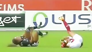 Women football rear moments