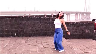 A beautiful girl dance 2