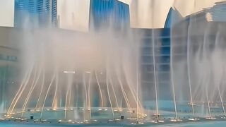 Dubai Mall Water Fountain Dancing #dubai #dubaivlog #dubaimall #dubaimallfountain #dxd