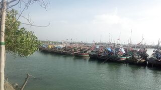 Kawasan Tempat Menyandarkan Kapal Para Nelayan Di Kota Rembang Jateng