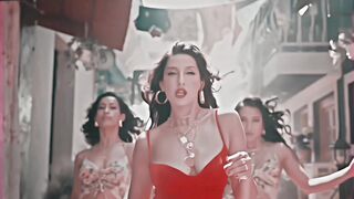 Nora fatehi dance performance.