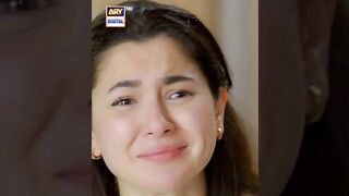 Hania amir Crying