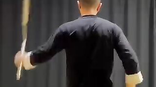 Nunchaku skills 2 ways change hands