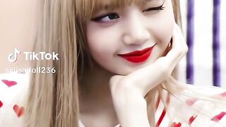 Cute Lisa short video ????????