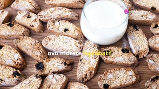 Biscotti s rumom i grožđicama