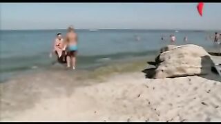 Naked_and_Funny_Big_Penis_on_Beach(240p).