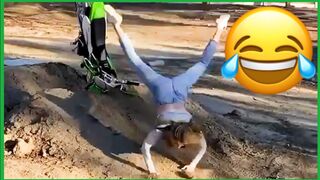 I WAS SURPRISEB BY THE! Funny videos