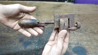 Restoration Of A Rusty Unknown Tool