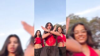 Indian Girl Yukta Dance 25