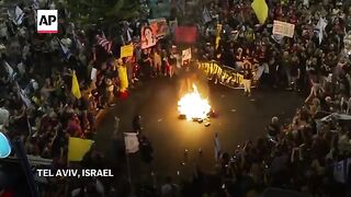 Israeli police and protesters clash in Tel Aviv amid calls for action on hostages