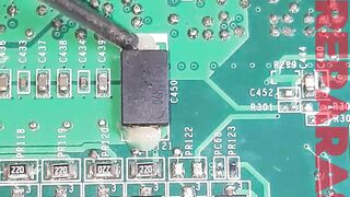 Desoldering and Soldering Capasitor Tantalum With Hand Soldering