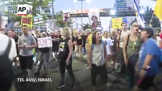 Protesters in Tel Aviv demand hostage release deal