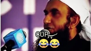 Molana Tarique Jamil in funny mood