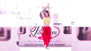 Indian Girl Isha Malvya Dance 5