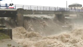 Rivers in Czech Republic reach dangerous levels in dozens of areas.