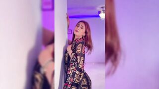 Indian Model Girl Sana Khan Dance