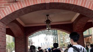 Disneyland tokyo japan entrance