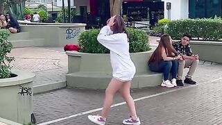 Esta chica bailar