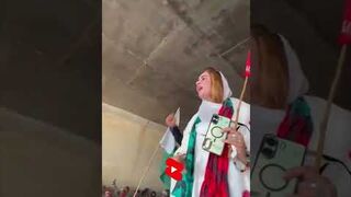 زرتاج گل کا لاہور جلسے میں انری