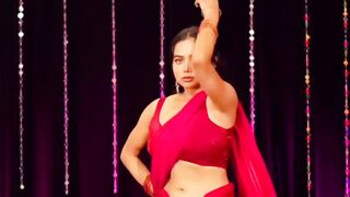 Saiyaan Ki Bandook Manisha Dance