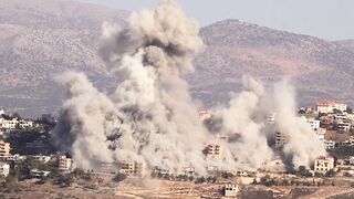 Massive smoke cloud rises after Israeli strike on south Lebanon _ AFP.