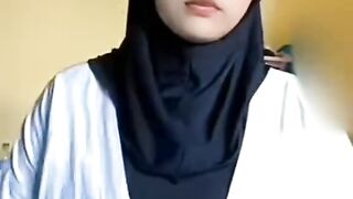 Cewek cantik berhijab 2