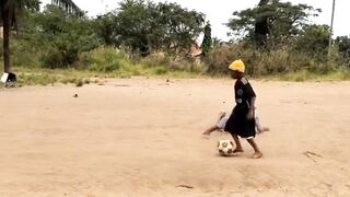 Messi di lawan ????