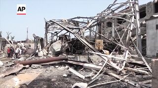 Video shows buildings destroyed in Hodeida, Yemen, after Israeli strike.